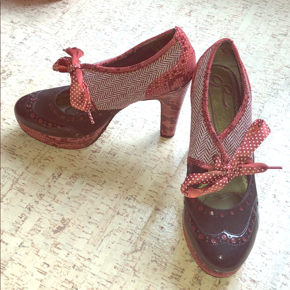 Poetic Licence Pumps
